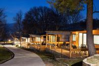 Camping Karin - Mobile houses Magoro - Bed and Breakfast Donji Karin