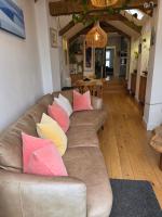 Spacious and central with great waterside views - Bed and Breakfast Hayle
