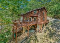 Almost Heaven - Grill, 2 King Beds, Wifi, Deck, Pool Access, Hiking, Wood Stove, Family Friendly - Chambres d'hôtes Berkeley Springs