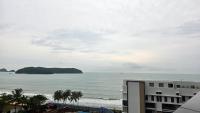 Assana Tropicana Modern Escape Near Cenang - B&B Pantai Cenang
