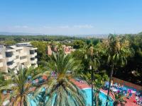 Spacious Garden View Apartment with Pool - Ferienwohnung Salou