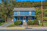 El Refugio - Pet Friendly, Grill, Wifi, Zen Garden, Downtown Location, Fire Pit - Chambres d'hôtes Berkeley Springs
