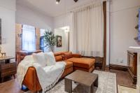Bright Montreal Loft, Trendy Downtown Escape - Chambres d'hôtes Montréal