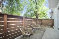 Spacious and Stylish Apartment right near ATT Stadium - Ferienwohnung Arlington