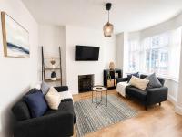 Barber House - Sleeps 4 - Free Fast Wifi - B&B Eastwood