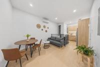 The Cosmo Outstand NYC - Private room at a shared apartment near Times Square - B&B New York