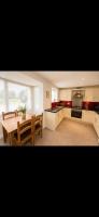 MASSIVE 4 Bedroom 9 Person 3 Bathroom HOUSE - Chambres d'hôtes Kingston-upon-Hull