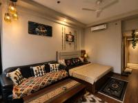 Cozy Suite at Omaxe ITC - B&B Greater Noida