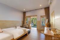 Chambre Standard avec Vue sur la Piscine

