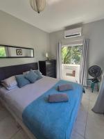 Grey Room at Casa Danni - Bed and Breakfast Rio de Janeiro