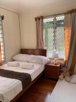 A 2 bedroom cozy unit upstairs at Jackson Ridge - Bed and Breakfast Honiara
