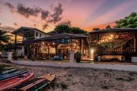 Beachfront Villa Bantai Basecamp - B&B Ko Pha Ngan