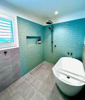 Easts Haven - Stay 5 Pay 4 October Long Weekends - Bed and Breakfast Kiama