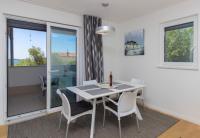 Classic One-Bedroom Apartment with King Bed