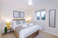 2-Bed Apartment in Manchester - Free Parking - Chambres d'hôtes Timperley