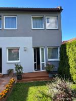 Gray House Apartmán - B&B Zlaté Hory