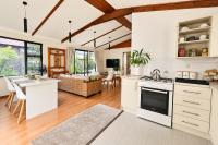 The African Guesthouse - Multiple Units - B&B Benoni