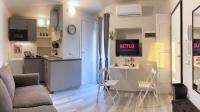 Homeby - The 6th, Studio Apartment Porta Venezia - B&B Milan