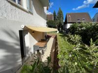 Geräumige Ferienwohnung in toller Lage in Freiburg mit Terrasse - B&B Friburgo in Brisgovia