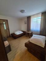 Chambre Familiale avec Salle de Bains Privative