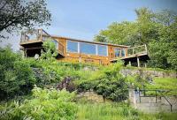 La Aurriación Paradisíaca - chalet with river & forest! - Ferienwohnung Luskville