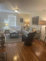 Catch A Wave 2 Blocks to the Beach Two-Story With Porch - B&B Galveston