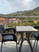 Apartment Radović - B&B Castelnuovo di Cattaro