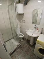 Private apartment, free garage and garden - Bed and Breakfast Gradiška