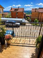 Appartamento con 3 Camere da Letto