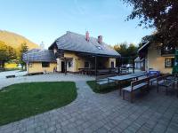 Zavetišče v Gozdu - B&B Križe