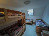 Dormitorio Misto