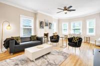 The Marbled Speakeasy - San Antonio Luxury Home by the Alamo - Ferienwohnung San Antonio