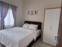 shopee wee guest house - B&B Tegal