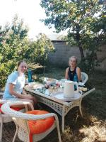 Madriel Eko Retreat - B&B Bokombayevskoye