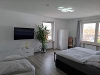 Ferienwohnungen Stella, Adrián - B&B Saarbrücken