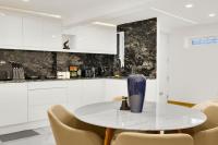 Luxury 1BR Apartment for 4 Fully Air Conditioned - B&B Londra