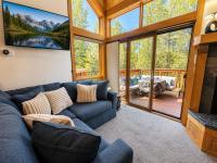 Escape to “Shared Summit” on Minnesota’s North Shore - B&B Lutsen