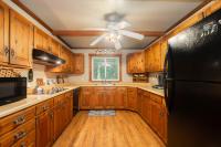 Boulder Retreat Charming 2 Bedroom Loft with Hot Tub Fireplace near Deep Creek Lake Accident - B&B Accident