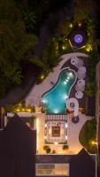 Villa Fantasia by BaliSuperHost - Chambres d'hôtes Ubud