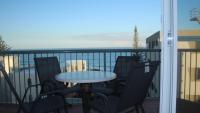 Unit 5 Sanctuary Shores, Kings Beach - Free Wifi - Ferienwohnung Caloundra