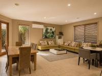 Spacious ex-display 5 BDR house,up to 15 guests, Fully AC- Williams Landing - Ferienwohnung Laverton