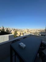 Luxury Duplex rooftop in Abdoun - Chambres d'hôtes Amman