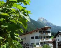 Appartement Strolz - B&B Schnann