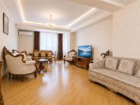 Grand 205 SQM 3BR Residence With 3 Bathrooms Republic Square - B&B Jerevan