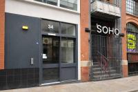 Balcony Flat by Concert Square with Free Parking - B&B Liverpool