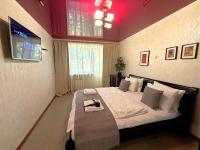Фіолетова Квартира у Полтаві біля Білої альтанки у центрі - Bed and Breakfast Poltava