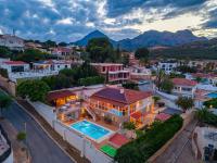 Villa Vamos del Pi - private pool - 16 persons - B&B l'Alfàs del Pi
