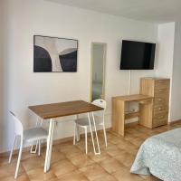 Pool View Studio Apartment Ref C015 - B&B Los Cristianos