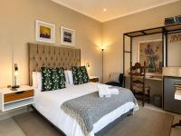 Kamer met Queensize Bed en Balkon