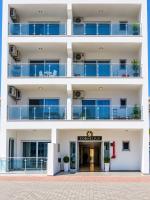Northen Cyprus Caesar Resort Collection Family 2BR Long Beach - B&B Oroklini